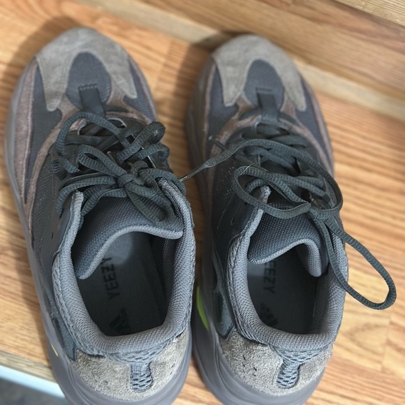 Yeezy Boost 70 Mauve Men’s Size 6 Sneakers - Picture 16 of 16